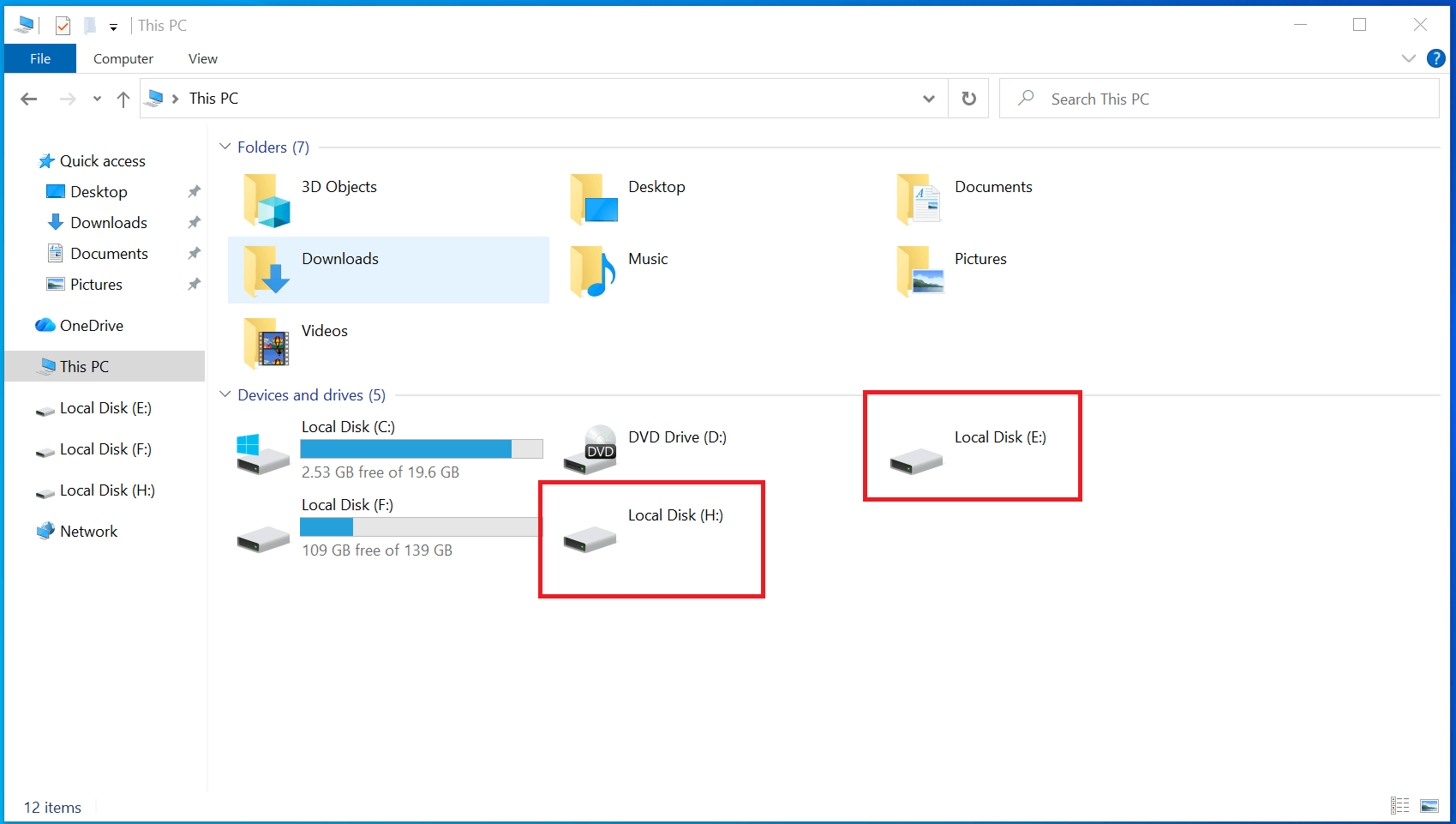 Windows File Explorer showing an inaccessible USB flash drive partition